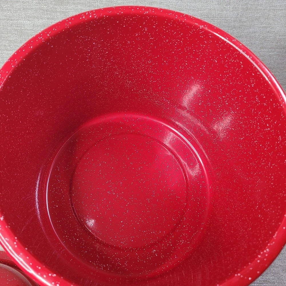 Crate & Barrel OLD STOCK Tinware Red & White Metal Pitcher & Stock Pot Set NEW